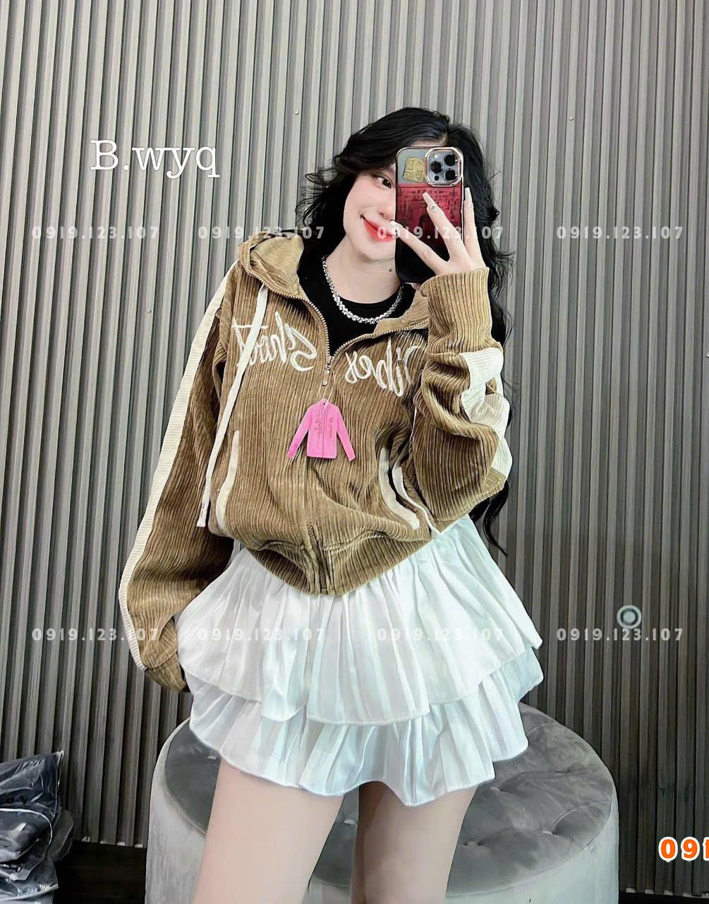 Áo khoác nhung thêu nón túi trong màu y ảnh, vải bao đẹp - SBT759