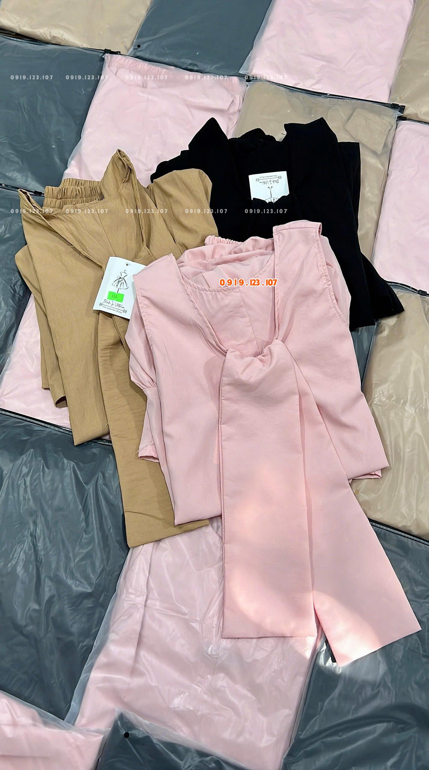 Đầm tk chất qc siêu phẩm Tùng bí - SBT744