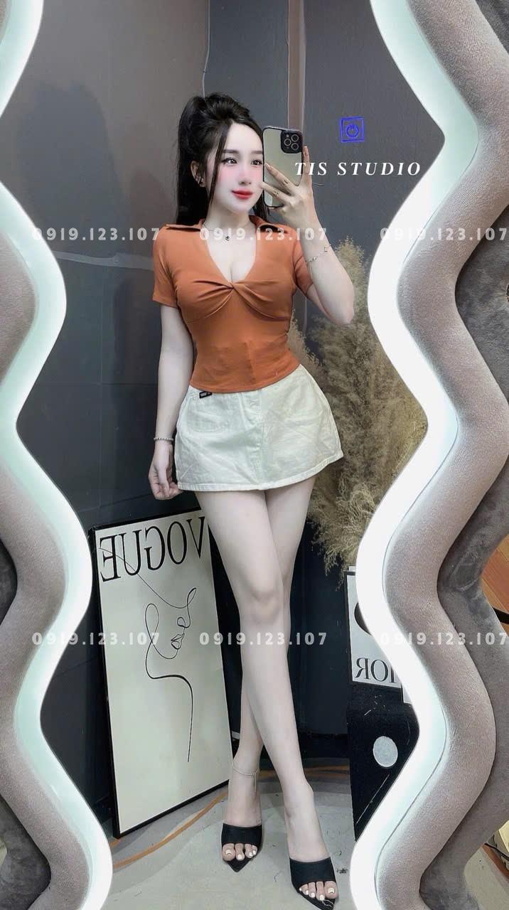 Set tk chân váy có quần trong siêu phẩm + áo td chạy sọc in đẹp siêu phẩm  SBT752