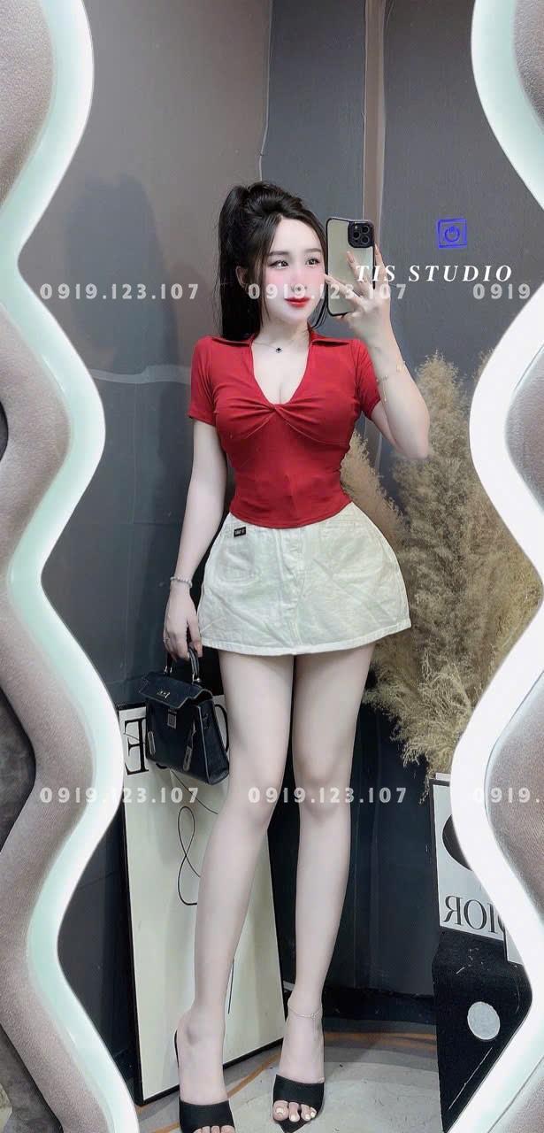 Set tk chân váy có quần trong siêu phẩm + áo td chạy sọc in đẹp siêu phẩm  SBT752