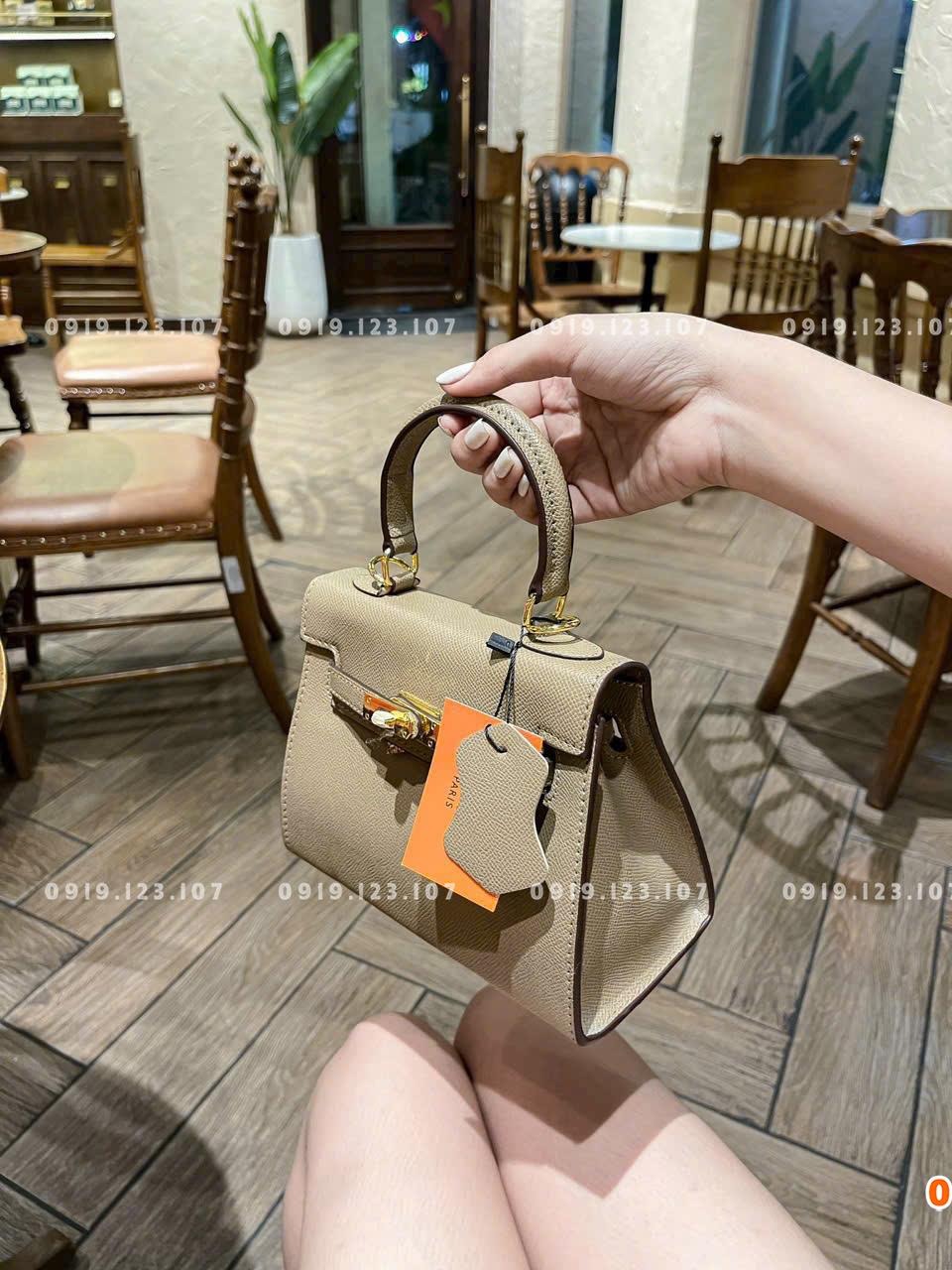 Sỉ túi xách nữ HM đeo chéo hot trend đẹp, công sở cũng sang chảnh